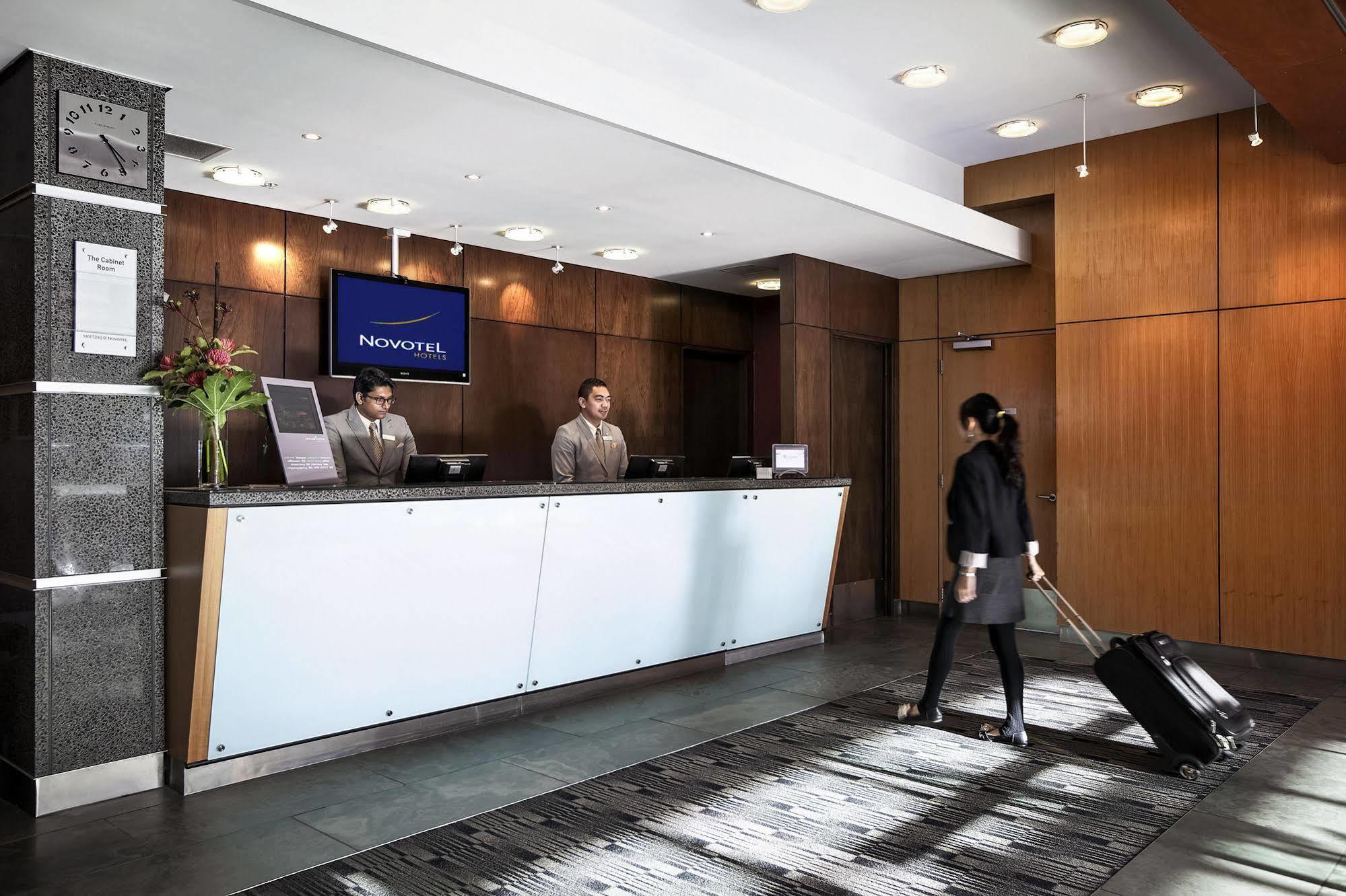 Novotel Wellington Exterior photo